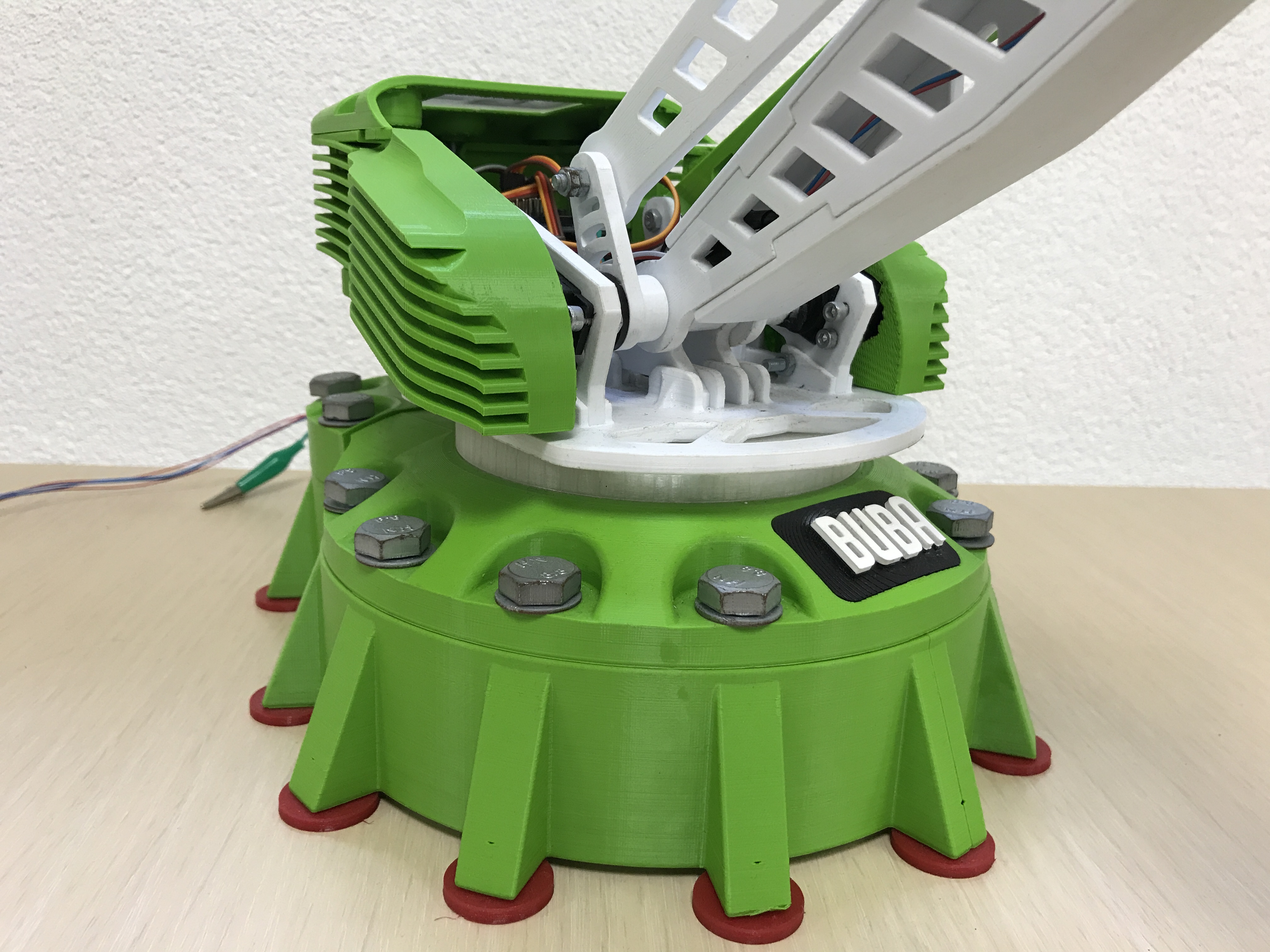 buba_robotic-arm_cgpdesign SW